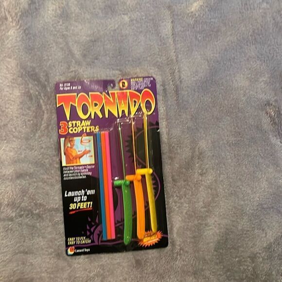 Other - NEW vintage 1993 tornado straw copters